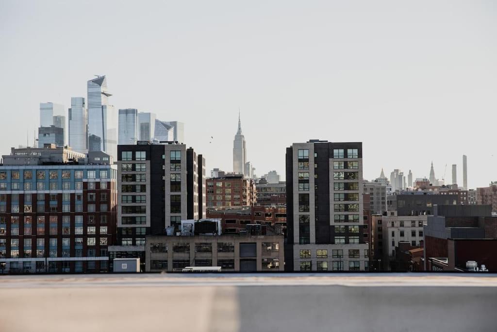 Dharma Home Suites Hoboken Exterior foto