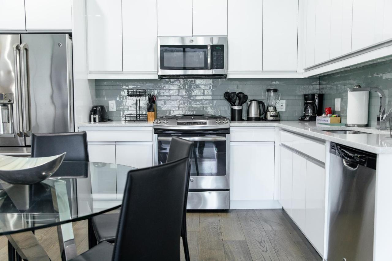 Dharma Home Suites Hoboken Exterior foto