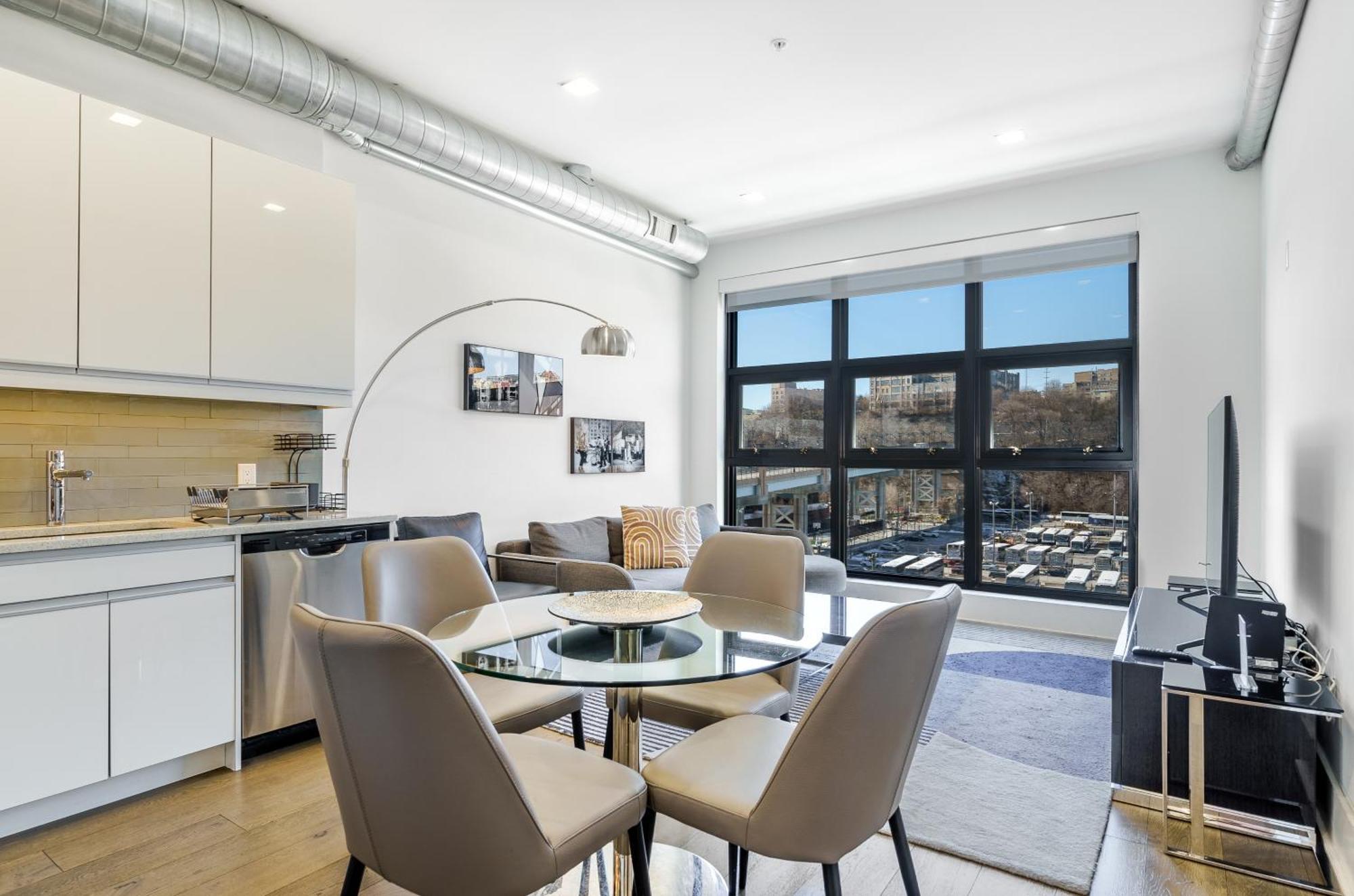 Dharma Home Suites Hoboken Exterior foto